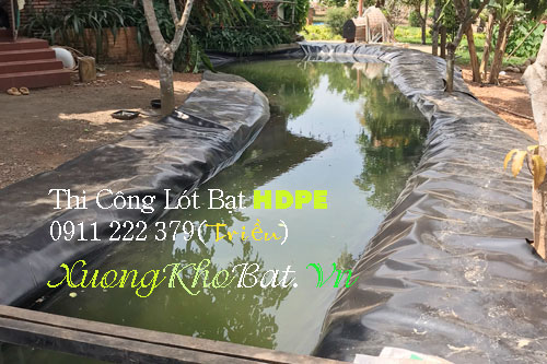 Hồ cảnh quan resort